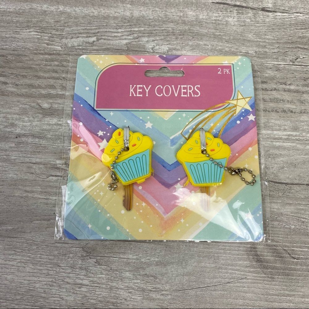 Nwt Cupcake Key Cover Set Of 2